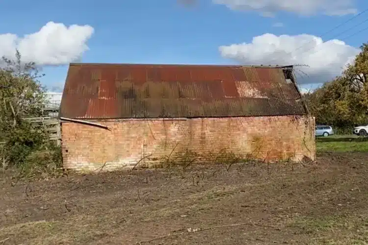 phepson-orchard-barn-2